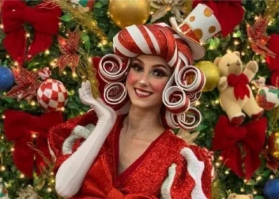 Mascotte de mère noel élégante professionnelle